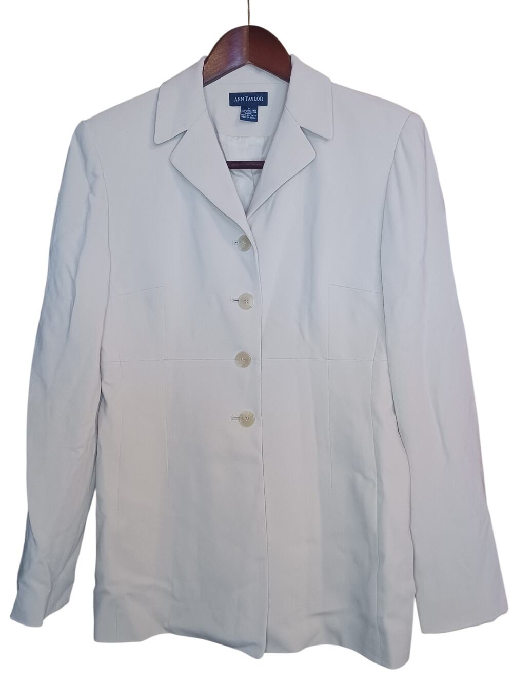 Ann Taylor Women's White Suit Jacket Blazer Size 6